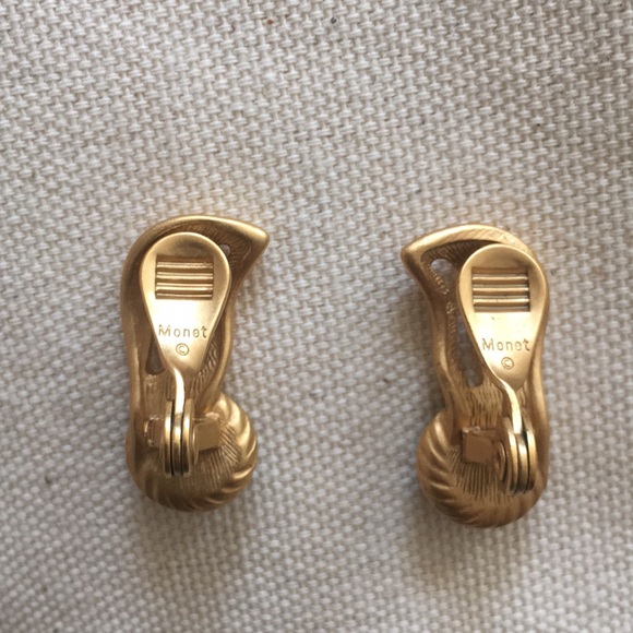 Monet Gold and Green Stone Clip-on Earings - Picture 4 of 5